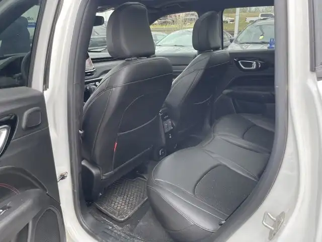 2024 Jeep Compass Trailhawk 2.0L | Sunroof - Photo 6