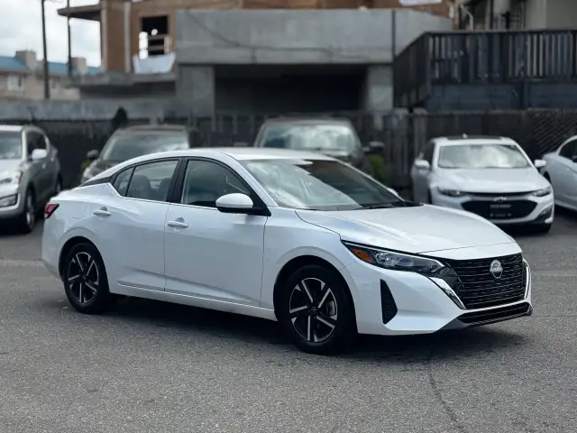 2024 NISSAN SENTRA - Photo 3