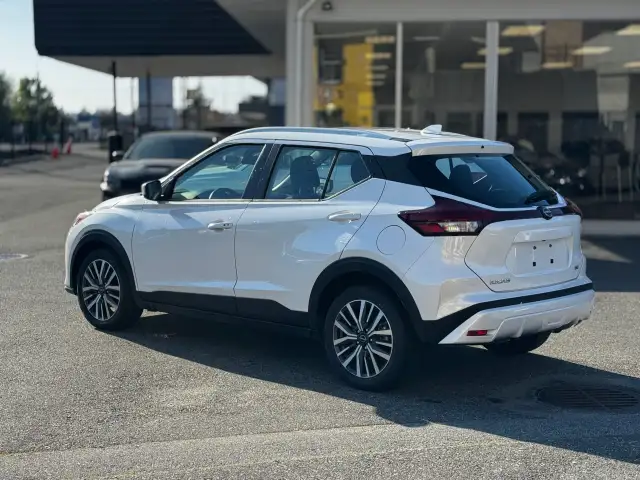 2024 NISSAN KICKS - Photo 6