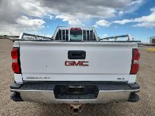 2015 GMC Sierra 2500HD - Photo 4