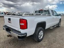 2015 GMC Sierra 2500HD - Photo 5