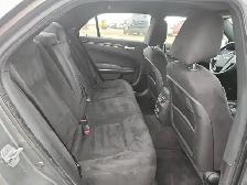 2011 Chrysler 300 - Photo 16