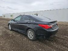 2012 Hyundai SONATA - Photo 2