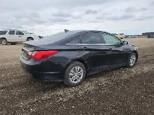 2012 Hyundai SONATA - Photo 3