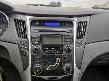 2012 Hyundai SONATA - Photo 24