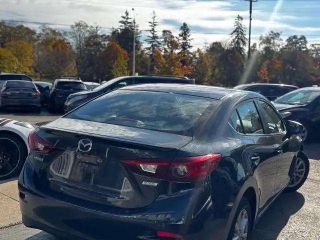 2015 Mazda Mazda3 4dr Sdn GS - Photo 7