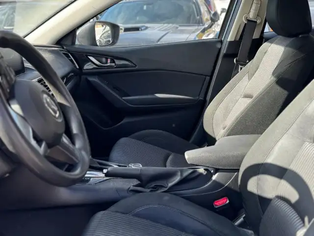 2015 Mazda Mazda3 4dr Sdn GS - Photo 9