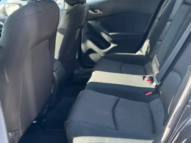 2015 Mazda Mazda3 4dr Sdn GS - Photo 10