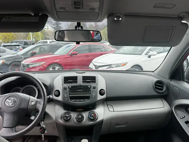 2010 Toyota RAV4 2WD 4dr I4 Base - Photo 13