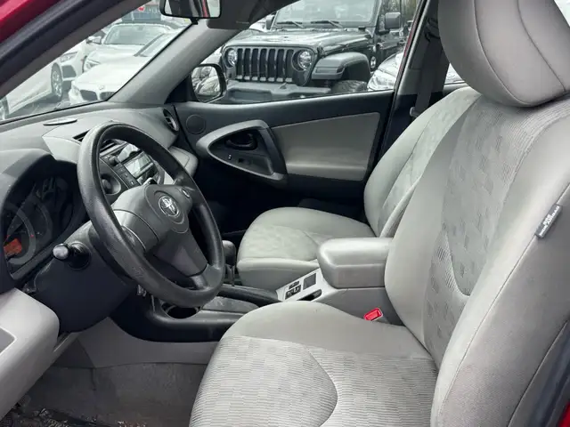 2010 Toyota RAV4 2WD 4dr I4 Base - Photo 15