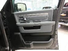 RAM 1500 CLASSIC 2019 WARLOCK V8 5.7L HEMI 4X4 CREW-CAB BOITE 5' - Photo 12
