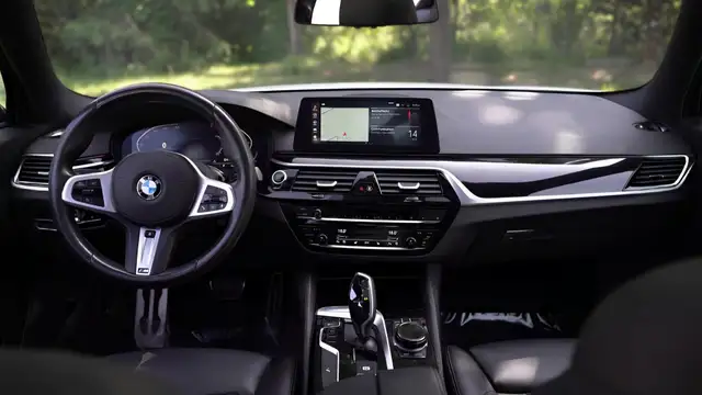 2020 BMW 5 Series 530i M Sports, Executive Package, Premium Enha - Photo 11