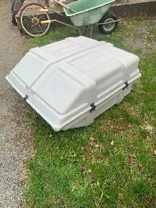 grey cargo box - Photo 2