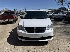 2016 Dodge Grand Caravan SE Plus - Photo 2
