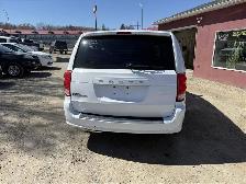 2016 Dodge Grand Caravan SE Plus - Photo 4