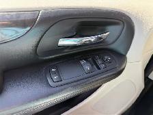 2016 Dodge Grand Caravan SE Plus - Photo 17