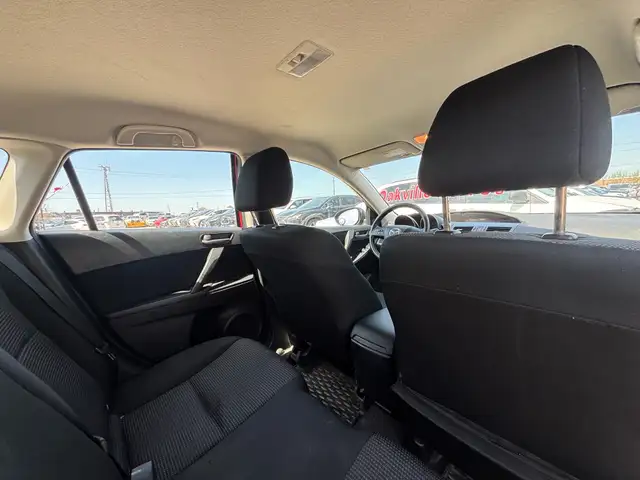 2012 Mazda Mazda3 4dr HB Sport GX - Photo 21