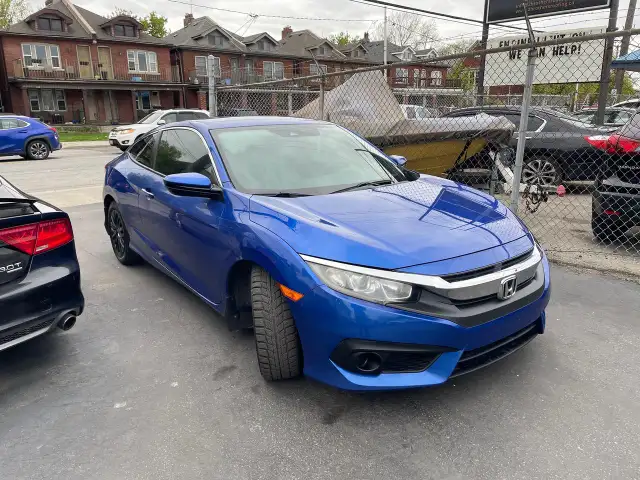 2018 Honda Civic LX LOW KM, HEATED SEATS, SAFETY FEATURES - Photo 3