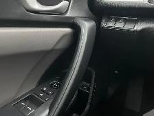 2018 Honda Civic LX LOW KM, HEATED SEATS, SAFETY FEATURES - Photo 8