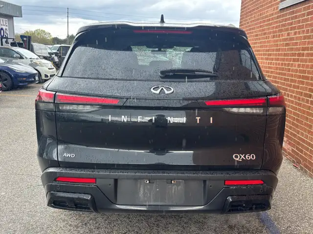 2023 Infiniti QX60 LUXE AWD - Photo 5