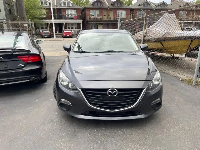 2015 Mazda MAZDA3 GS HEATED SEATS, BACKUP CAMERA, SAFETY - Photo 2