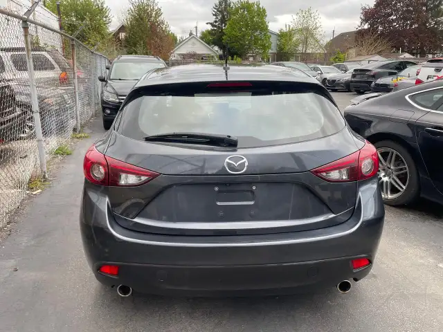 2015 Mazda MAZDA3 GS HEATED SEATS, BACKUP CAMERA, SAFETY - Photo 5