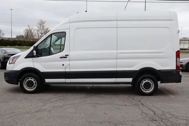 2020 Ford Transit - Photo 4