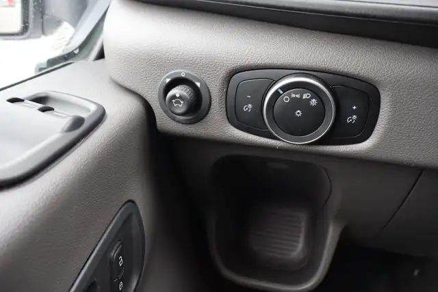 2020 Ford Transit - Photo 15