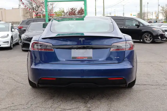 2022 Tesla Model S - Photo 6