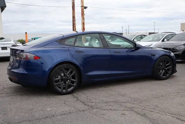 2022 Tesla Model S - Photo 7