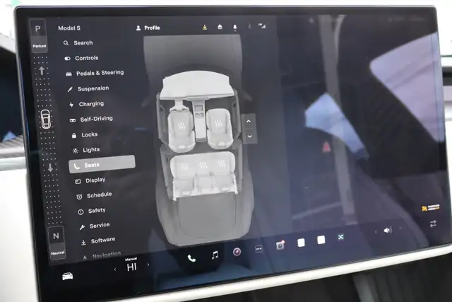 2022 Tesla Model S - Photo 19