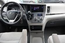 2015 Toyota Sienna - Photo 10