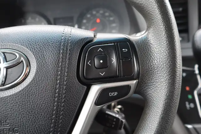2015 Toyota Sienna - Photo 14