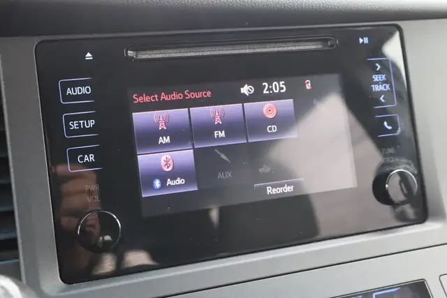 2015 Toyota Sienna - Photo 15