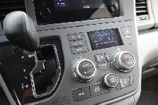 2015 Toyota Sienna - Photo 17