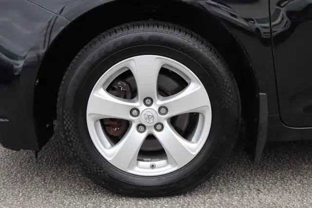2015 Toyota Sienna - Photo 27