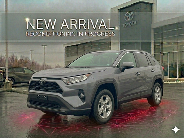 2021 Toyota RAV4 LE - Heated Seats - Apple CarPlay