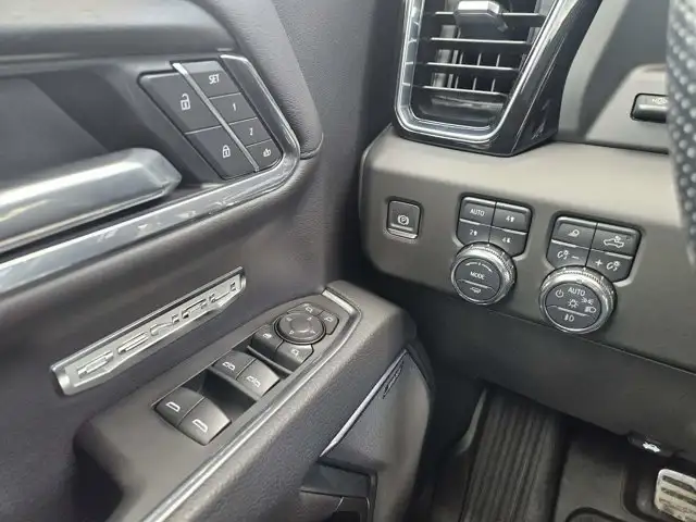 2025 GMC Sierra 1500 Denali Htd/Cld Lthr Reserve Pkg - Photo 10