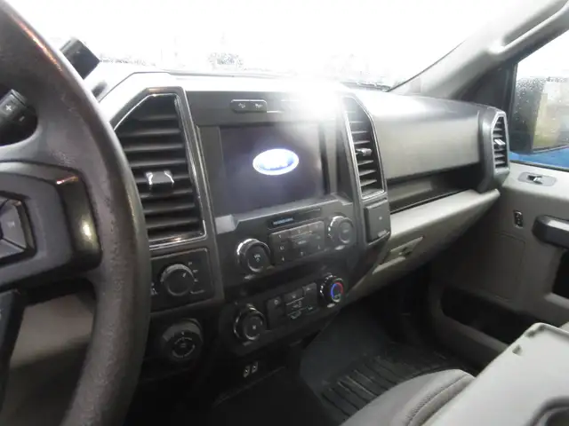 Ford F-150 XLT 4WD SuperCrew 6.5' Box v6 financennment XLT 2019 - Photo 3
