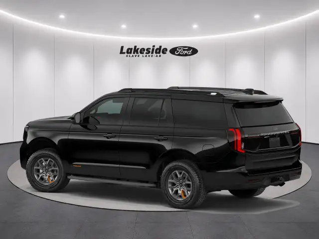2026 Ford Expedition Tremor - Photo 2
