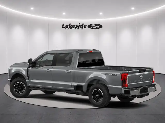 2026 Ford F-250 Super Duty SRW XLT - Photo 2