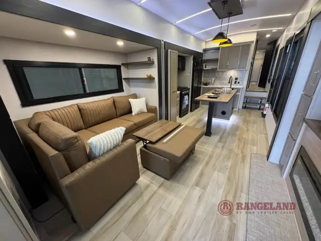 2025 Forest River RV Wildwood Heritage Glen 38VERANDA - Photo 5