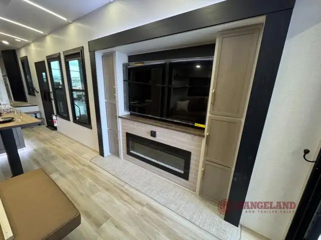 2025 Forest River RV Wildwood Heritage Glen 38VERANDA - Photo 6