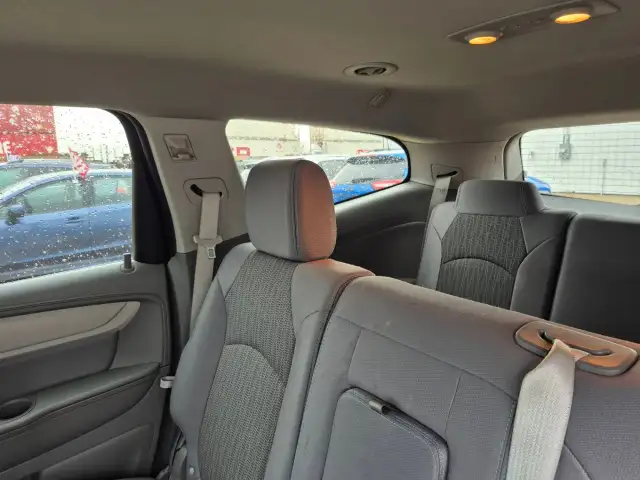 2015 Chevrolet Traverse - Photo 11