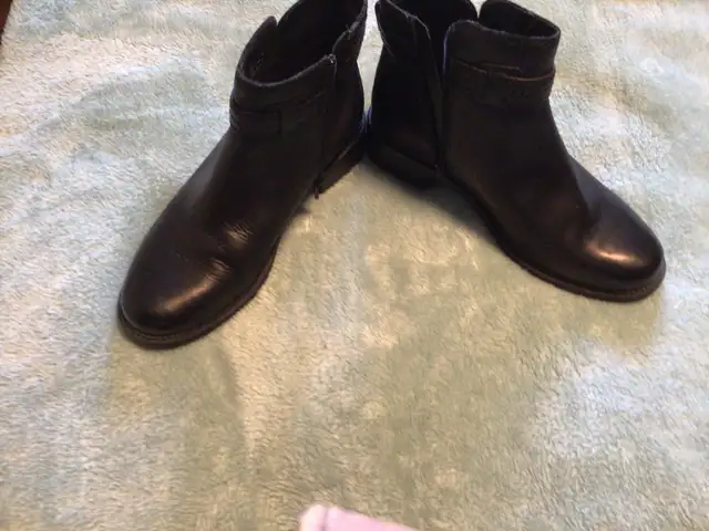 BLACK BOOTS (New) - Photo 2