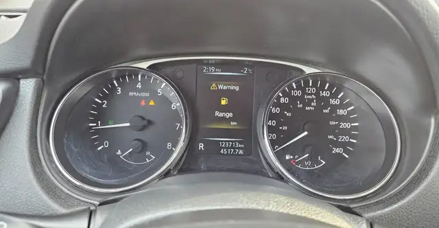 2014 Nissan Rogue S AWD - Photo 4