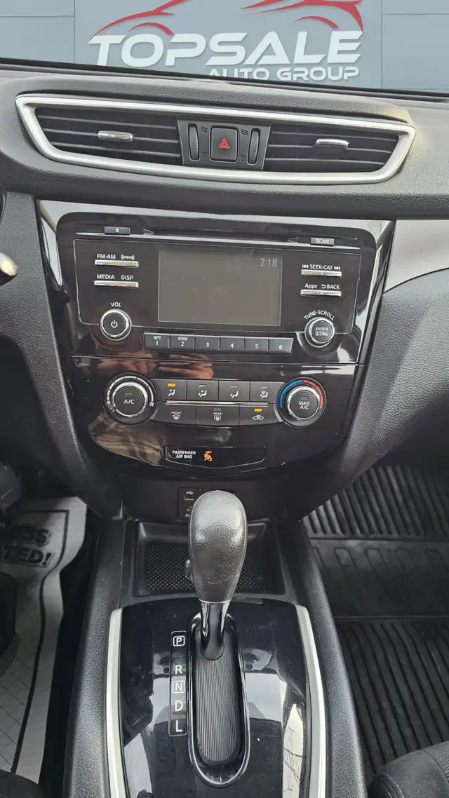 2014 Nissan Rogue S AWD - Photo 16