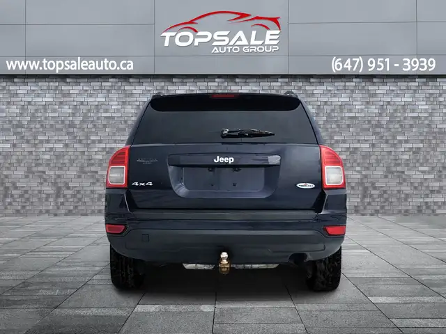 2012 Jeep Compass Sport 4WD - Photo 4