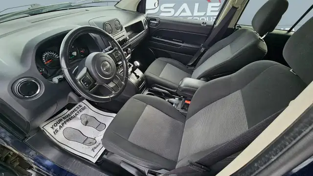 2012 Jeep Compass Sport 4WD - Photo 9