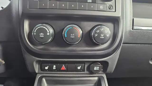 2012 Jeep Compass Sport 4WD - Photo 15